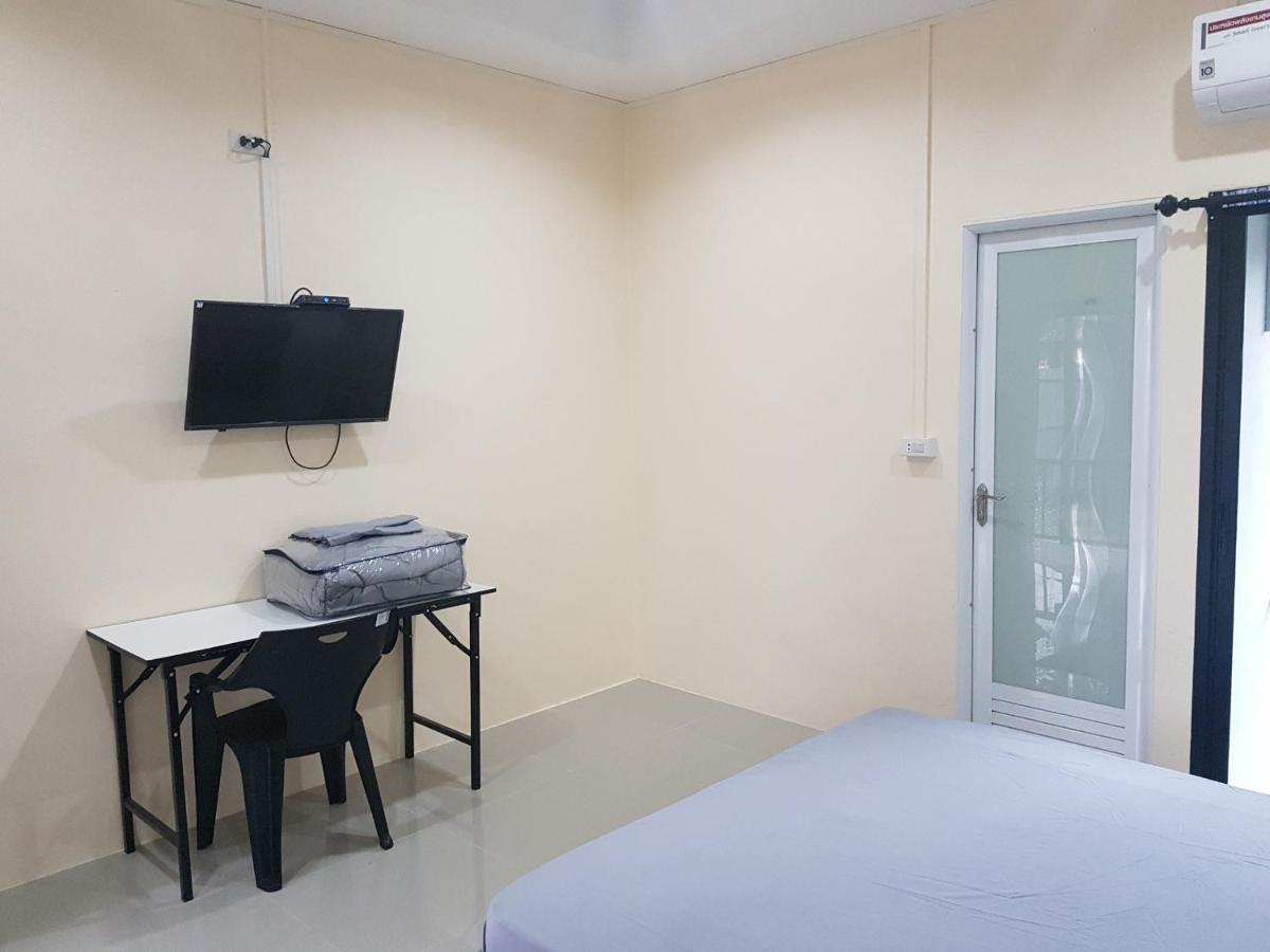 Room62 Lom Sak Eksteriør billede